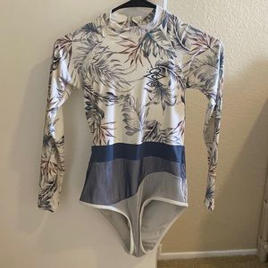 Rip Curl Surf Suit. Only worn a few times. Size XS but could fit S